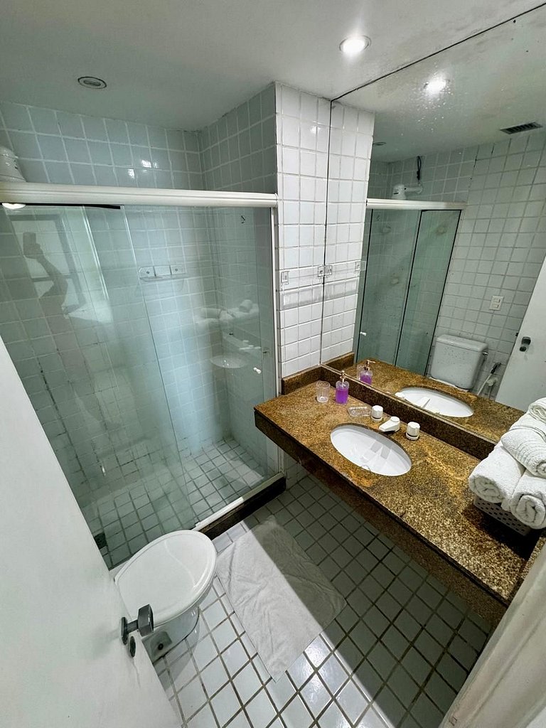 Recarregue Aqui no Apt. Columbia: Refúgio 2 qts com Amor e P