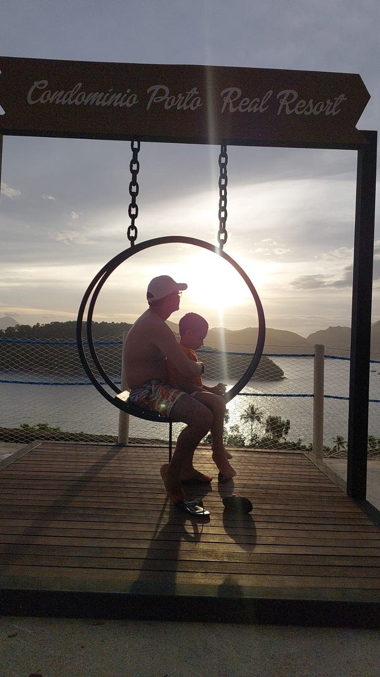 Recarregue Aqui no Apt. Columbia: Refúgio 2 qts com Amor e P